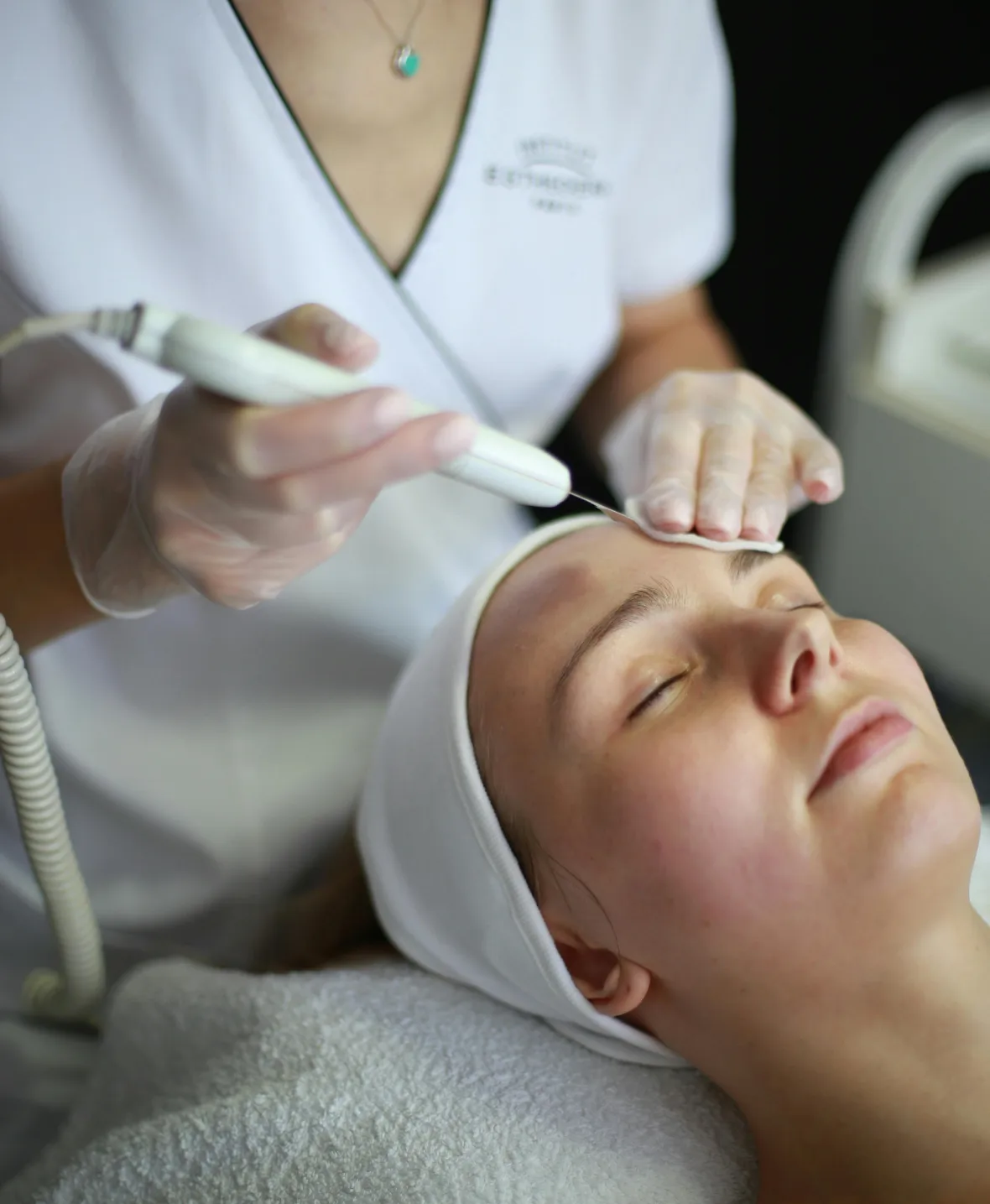 Female Facial Rejuvenation img3